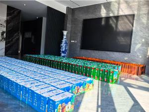 一份中秋禮，傳遞公司愛。